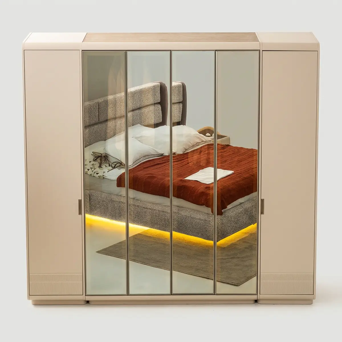 AURA Wardrobe