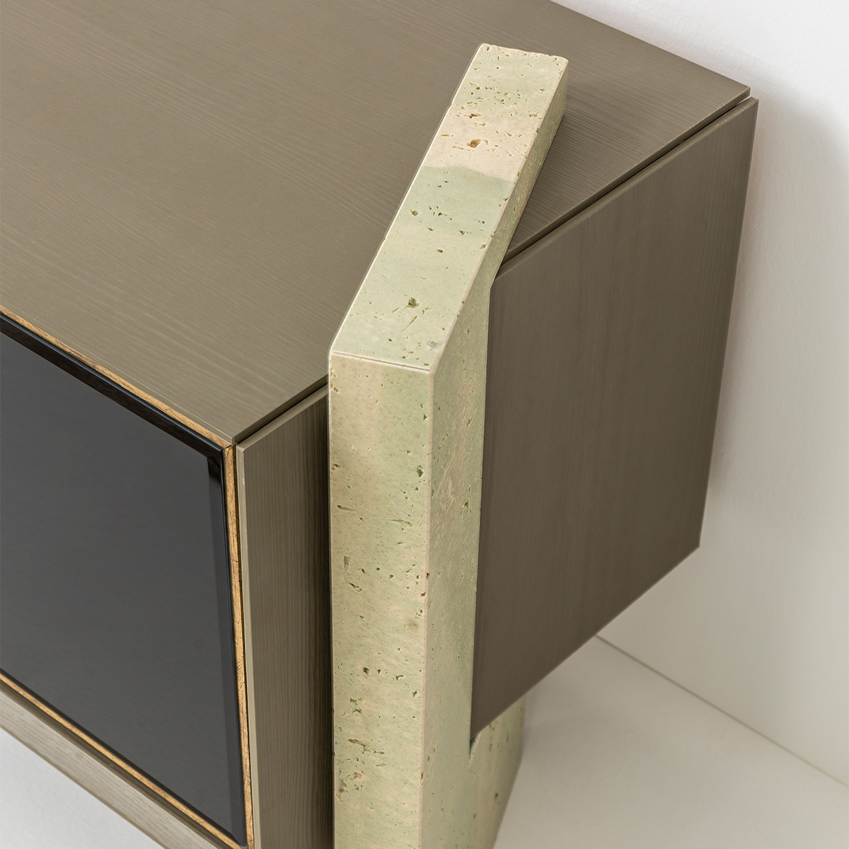 DaVinci TV Unit - Image 11