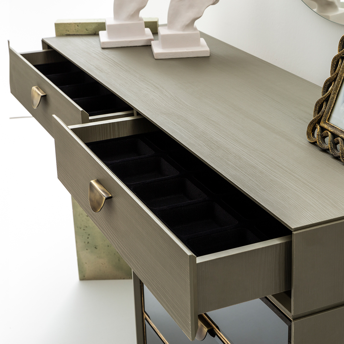 DaVinci Bedroom Set with Wardrobe - Image 13