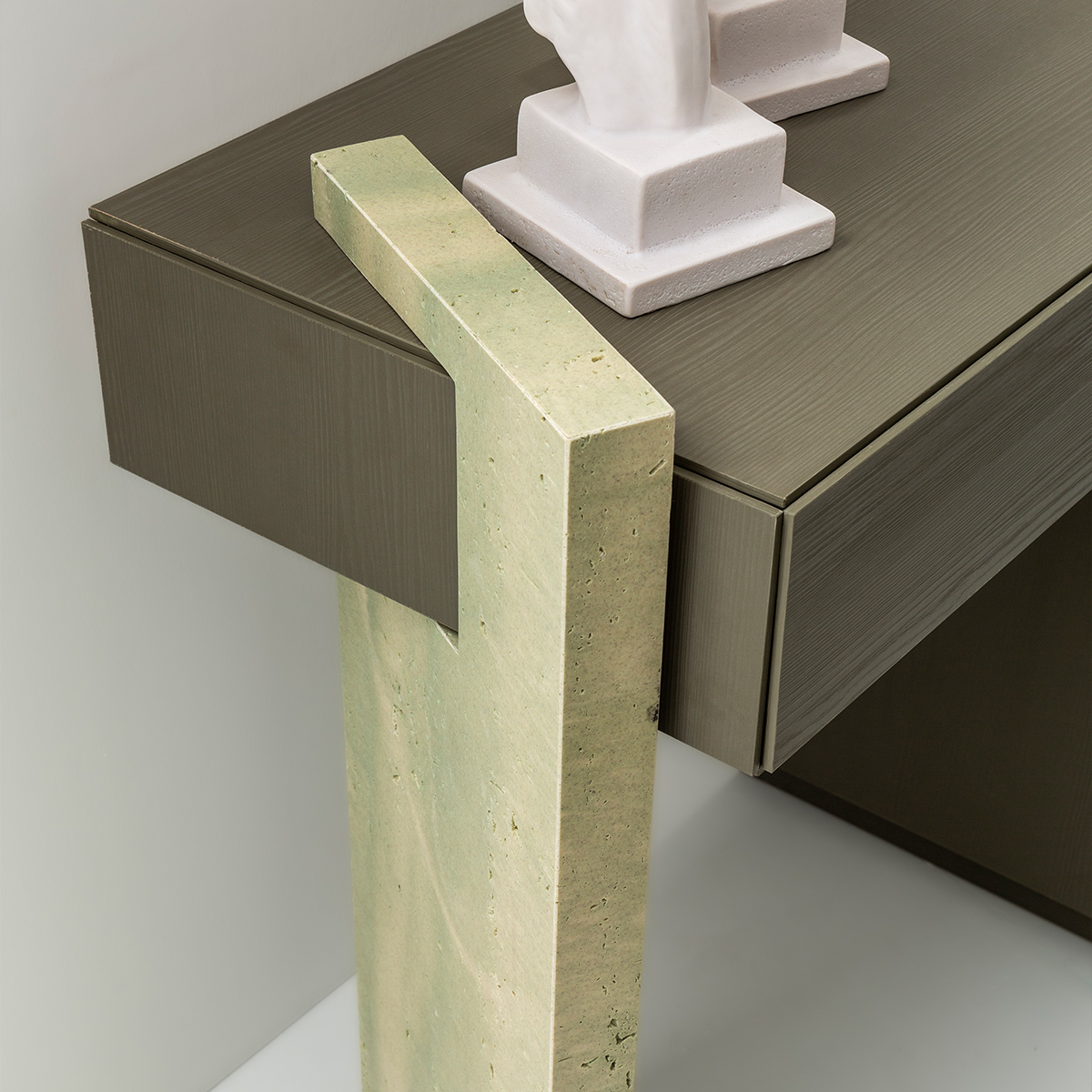 DaVinci Bedroom Set with Wardrobe - Image 15