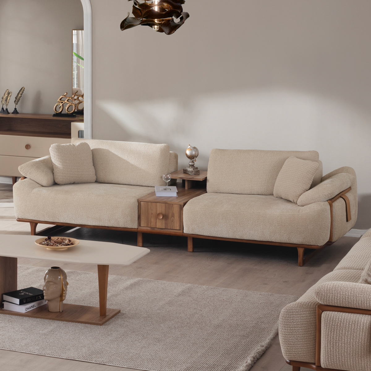 Viola Sofa with console