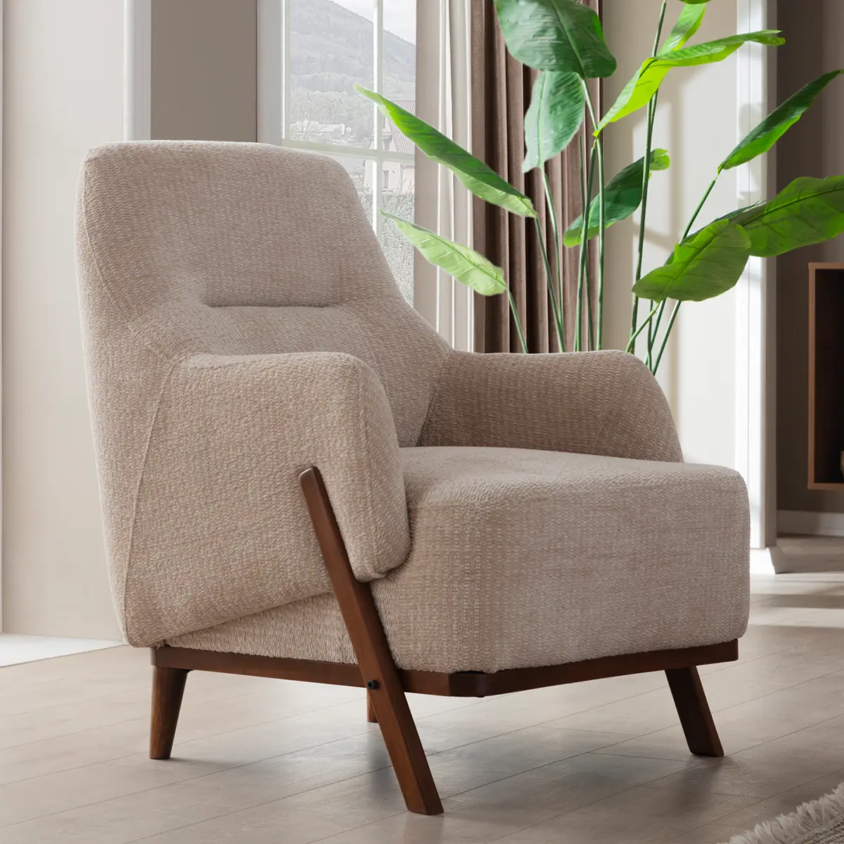 Viola Armchair